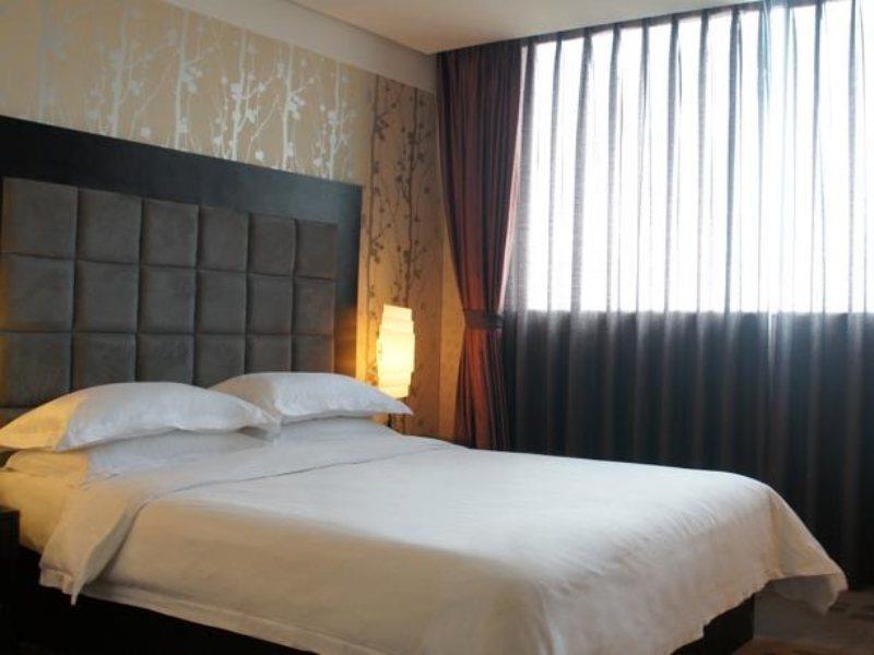 Henry Business Hotel Guangzhou Exteriör bild
